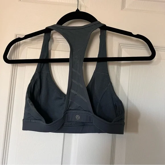 Lululemon sports bra - Picture 2 of 5